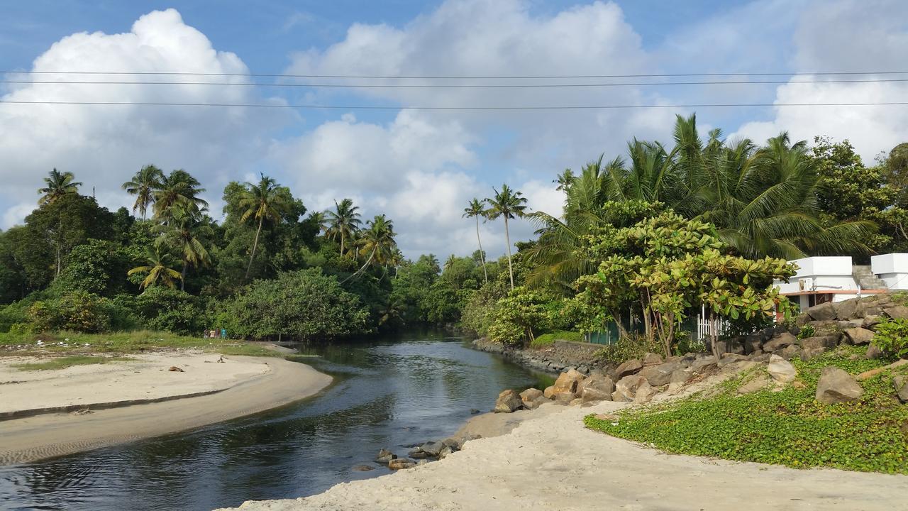 Alappuzha Funky Art Beach House المظهر الخارجي الصورة